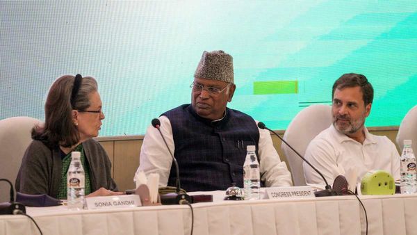 Opposition Alliance: यूपीए के नए अवतार की चाबी कांग्रेस के ही हाथ 