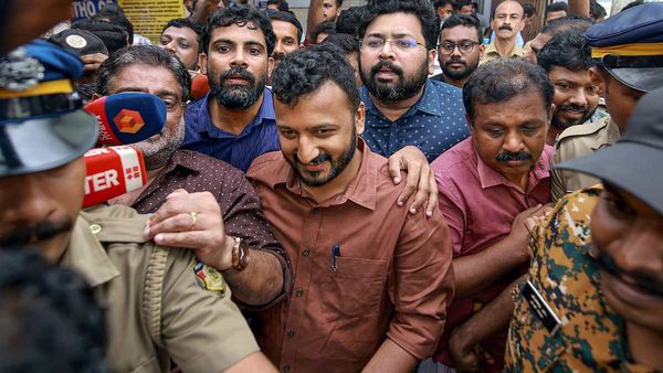 केरल में पिनरई सरकार के खिलाफ कांग्रेस का चमकता चेहरा, जानें कौन हैं राहुल मामकुट्टाथिल?