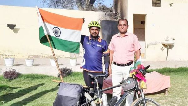 कश्मीर से कन्याकुमारी की यात्रा पर निकला साइकिल मैन नीरज, किसानों को मिलेट्स उत्पादन के प्रति कर रहा जागरूक