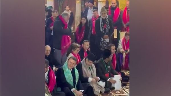 Video: फ्रांस के राष्ट्रपति इमैनुएल मैक्रों निजामुद्दीन औलिया की दरगाह पहुंचे, आधे घंटे कव्वाली का उठाया लुत्फ