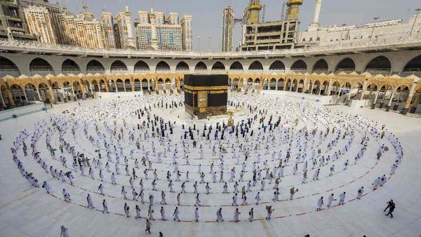 Hajj Pilgrimage: हज यात्रा 2024 का कोटा फाइनल, इस साल कितनों को मिलेगा मौका, केंद्र ने दिया पूरा ब्यौरा