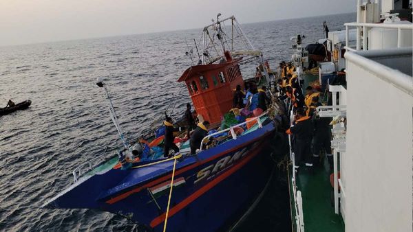 IFB Sanju: जब बीच समंदर में डूबने लगी नाव, 12 घंटे चला रेस्क्यू, कैसे बची 12 मछुआरों की जान?