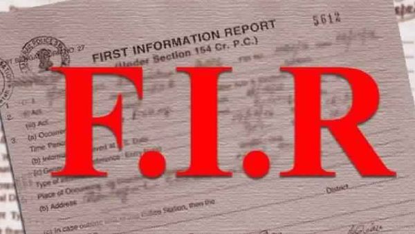 Deoria News: सरकारी डॉक्टर समेत प्राइवेट अस्पताल के संचालकों पर मुकदमा, सामने आई यह बड़ी वजह