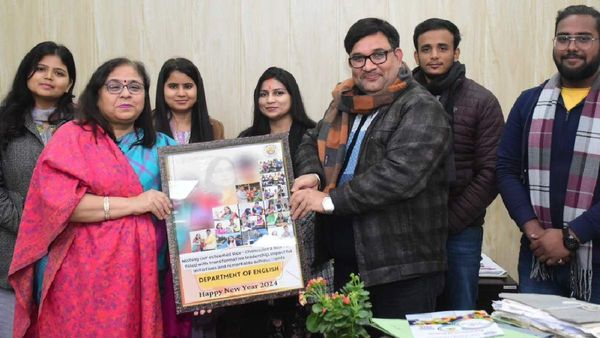 Gorakhpur News: गोरखपुर विश्वविद्यालय की इस खास पहल से स्टूडेंट बनेंगे एडिटर