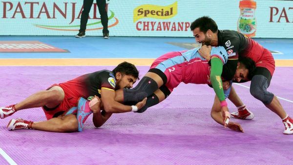 PKL 2023-24: जयपुर पिंक पैंथर्स और बेंगलुरु बुल्स का मैच टाई, थलाइवाज ने यू मुम्बा को हराया