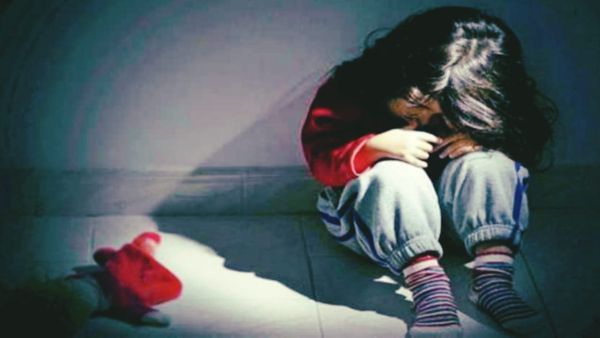 Rewa News: रीवा में 4 साल की मासूम के साथ हैवानियत, लड़की ने भाइयों के हवाले किया फिर गूंज उठा कोना-कोना