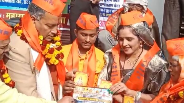 VIDEO: राम भक्त बनी सीमा हैदर, घर पर कराया बजरंग पाठ, बेटे ने सुनाया हनुमान चालीसा