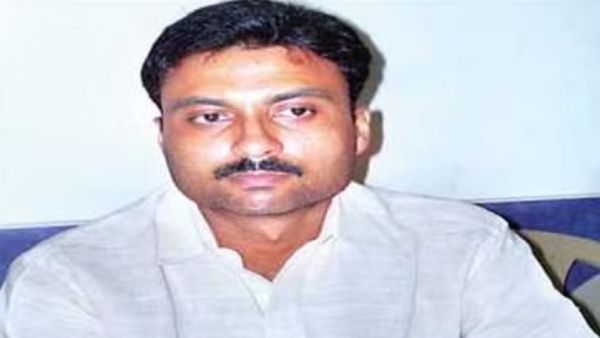 गोरखपुर का गैंगस्टर विनोद उपाध्याय एनकाउंटर में ढेर, 35 मुकदमे और 1 लाख का ईनामी हिस्ट्रीशीटर