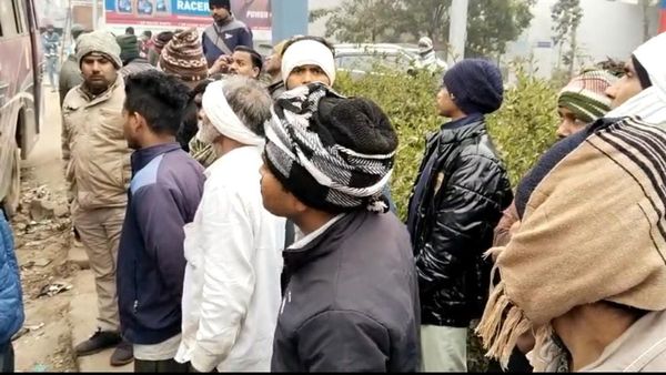 Gwalior news: बस ऑपरेटर की संदिग्ध परिस्थितियों में बस में फांसी से लटकी मिली लाश, सोमवार से था गायब