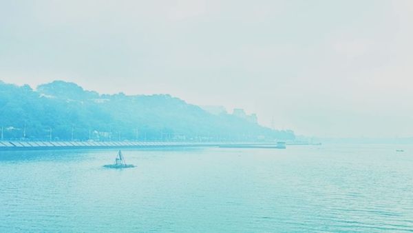MP Weather News: भोपाल में ठंड ने तोड़ा रिकॉर्ड, पहाड़ों की बर्फबारी का दिखा असर, 7.3 डिग्री पहुंचा पारा