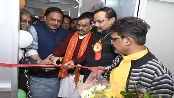 katni News: विष्णुदत्त शर्मा ने कटनी जिला कार्यालय में कॉल सेंटर का किया उद्घाटन