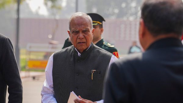 Punjab Governor Resigned: पंजाब के राज्यपाल बनवारी लाल पुरोहित ने दिया पद से इस्तीफा, राष्ट्रपति को लिखा पत्र