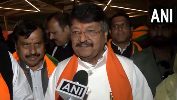 'बंगाल में कानून-व्यवस्था ध्वस्त, महिलाओं का कोई सम्मान नहीं', BJP राष्ट्रीय अधिवेशन में बोले कैलाश विजयवर्गीय