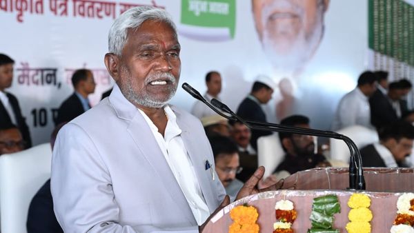 पुलवामा में शहीद हुए जवानों को सीएम चंपई सोरेन ने दी श्रद्धांजलि