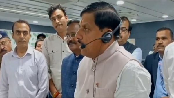 'मैं मुख्‍यमंत्री डॉ मोहन यादव बोल रहा हूं...', हेल्‍पलाइन पर सीएम ने खुद सुनी फरियाद, तुरंत बढ़ाया मदद का हाथ