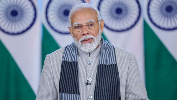 भाजपा ने अपने सांसदों को जारी किया तीन-लाइन व्हिप, राष्ट्रपति के अभिभाषण पर कल संसद में जवाब देंगे पीएम मोदी