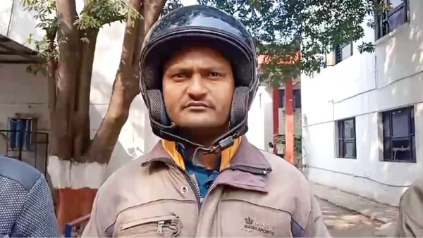 Gwalior News: पड़ोसी के डर से हेलमेट पहनकर घर से निकलता है युवक, एसपी को बताई हैरान करने वाली वजह