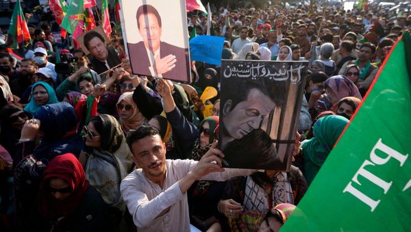 सु्न्नी इत्तेहाद काउंसिल में शामिल होंगे इमरान खान के जीते निर्दलीय सांसद, जानिए फैसले का मतलब?