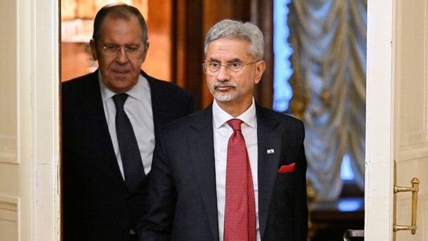 रूस की सेना से डिस्चार्ज किए गये कई भारतीय.. विदेश मंत्रालय की दखल के बाद रिहाई, जबरदस्ती लड़वाया जा रहा युद्ध