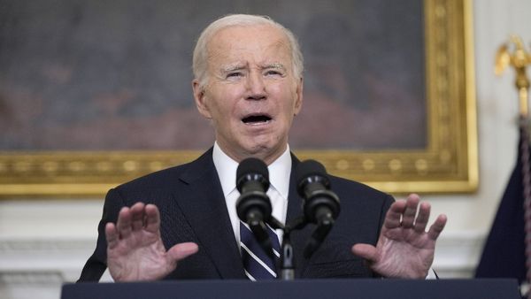 जो बाइडेन ने उस फ्रांसीसी राष्ट्रपति से मिलने का किया दावा, जिनकी 1996 में हो चुकी है मौत, भूत से मिले?