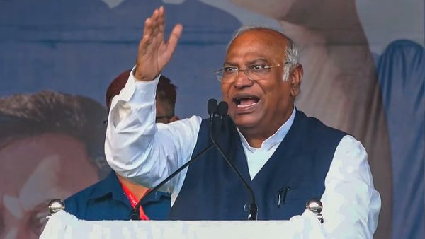 '2 लाख युवाओं के साथ हो न्याय, सेना भर्ती स्कीम वापस लें', चुनाव से पहले कांग्रेस ने उठाया अग्निपथ का मुद्दा