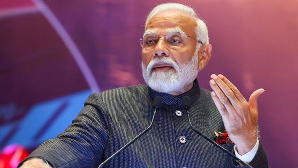 Explainer: विश्वसनीयता, सक्षमता और उपयुक्तता.. दुनिया की फैक्ट्री बनने के कितना करीब पहुंचा भारत?