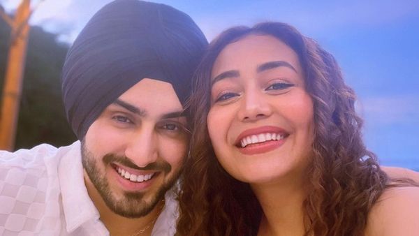 Neha Kakkar: क्या नेहा कक्कड़ और रोहनप्रीत सिंह का होने वाला है तलाक? सिंगर ने कहा- 'जब से शादी हुई है...'