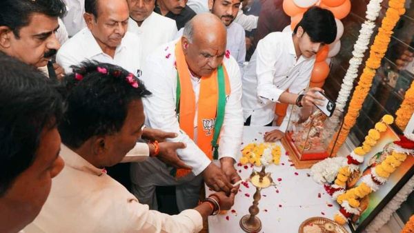 Indore News: राजस्व मंत्री ने अधिकारियों को दिया अल्टीमेटम, समय पर हो जनता के काम, वरना...