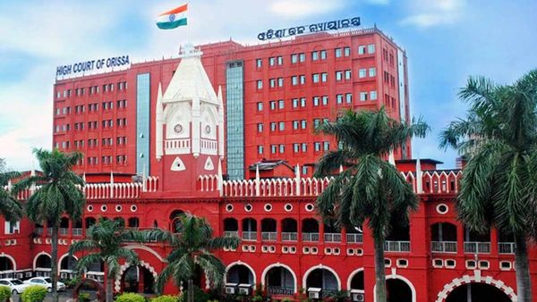 Odisha: ओडिशा में मशीनों से रेत खनन हाईकोर्ट सख्त, लगाई रोक, राज्य सरकार से मांगा जवाब