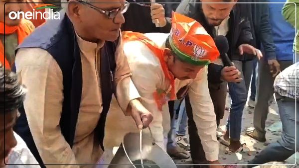 Bharat Jodo Nyay Yatra: राहुल गांधी के जाते ही बीजेपी नेताओं ने चौराहे को गंगा जल से धोया, वीडियो आया सामने