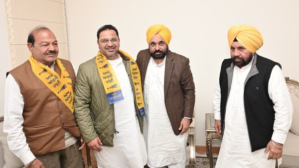 पंजाब में आम आदमी पार्टी को मिली बढ़त, अकाली दल के ये दिग्गज 