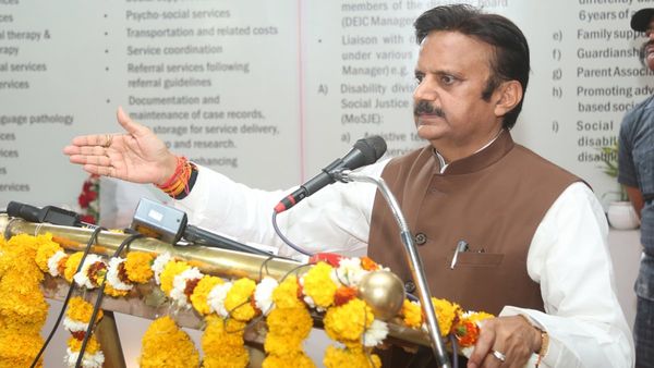 जापानीज इन्सेफेलाइटिस टीकाकरण अभियान का MP डिप्टी सीएम ने किया शुभारंभ, कहा- इस बीमारी से मिलेगी मुक्ति