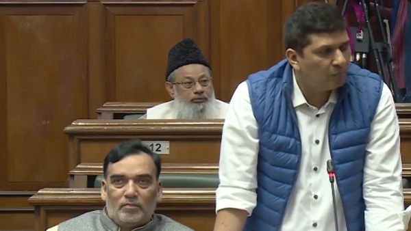 '...जिन्हें बस मार्शल के पद से हटाया, उन्हें कहां करेंगे समायोजित ', सदन में सौरभ भारद्वाज ने उठाए सवाल