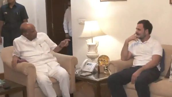 Maharashtra News: शरद पवार और राहुल गांधी ने फोन पर की बात, सीट शेयरिंग के फॉर्मूले पर की चर्चा