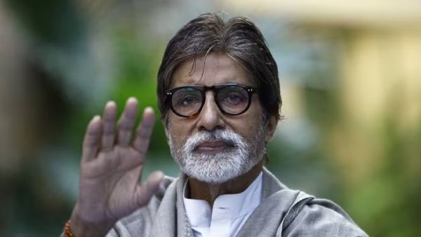 अंबानी परिवार के फंक्शन से लौटते ही अमिताभ बच्चन ने ये क्या कह दिया, लिखा- दिखावा कभी नहीं पर.....
