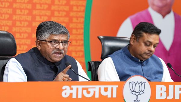 'हार की हताशा में बहाना ढूंढा गया', अकाउंट फ्रीज पर कांग्रेस के आरोपों पर बीजेपी का पलटवार