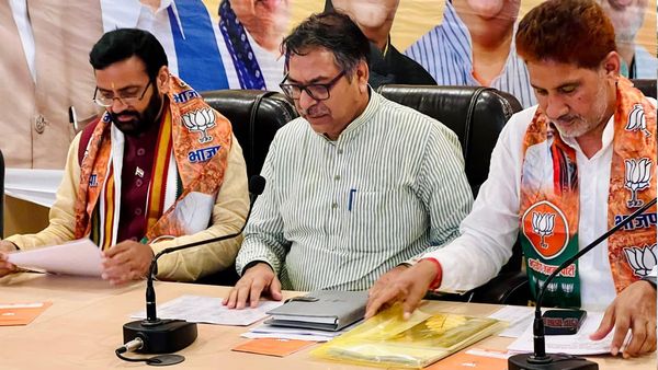 हरियाणा सीएम नायब सैनी ने चुनाव प्रबंधन समिति की बैठक, नेताओं ने एक बार फिर मोदी सरकार का लिया संकल्‍प