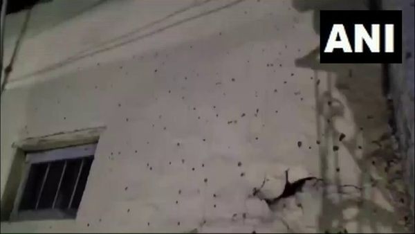 J&K: पुंछ में गुरुद्वारे के बाहर विस्फोट, सुरक्षा बलों ने संभाला मोर्चा, तलाशी अभियान शुरू