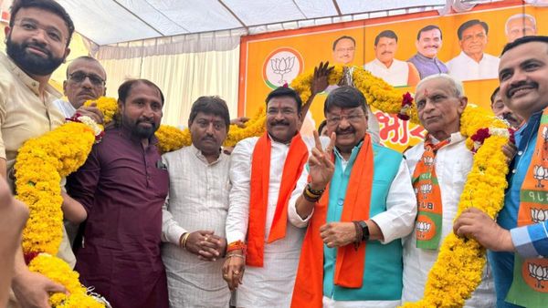खरगोन में मंत्री कैलाश विजयवर्गीय ने किया चुनाव कार्यालय का शुभारंभ, कहा- फिर इस बार मोदी सरकार