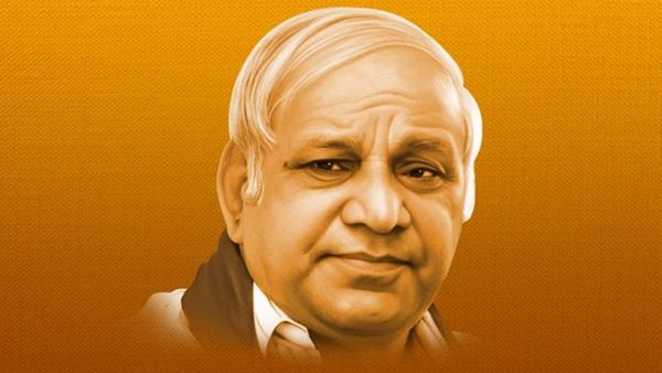 कांशीराम की जयंती पर सीएम योगी ने दी श्रद्धांजलि, बताया लोकप्रिय राजनेता