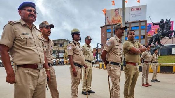 Karnataka News: हिंदू लड़की से बात करने पर कर्नाटक के छात्र को सरेआम पीटा, फिर...