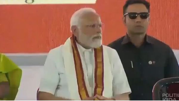 Modi ka Parivaar: पीएम मोदी के भाषण के बाद बीजेपी के बड़े नेताओं ने बदला अपना X बायो, जानिए क्यों?