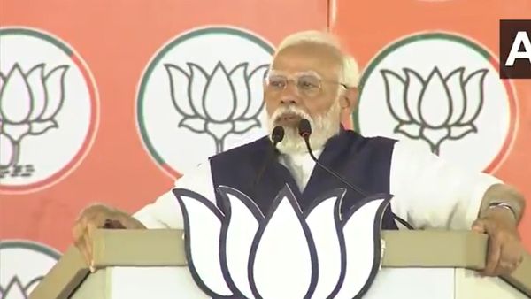 'हिंदू धर्म का अपमान करने में एक सेकंड भी नहीं लगाते कांग्रेस-DMK, लेकिन अन्य धर्मों...', तमिलनाडु में गरजे PM
