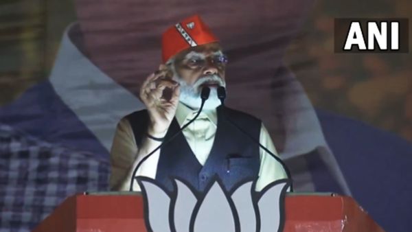 'TMC को भतीजे और कांग्रेस को राजपरिवार के बेटे-बेटियों की सिर्फ चिंता', जानें संदेशखाली पर क्या बोले PM मोदी?