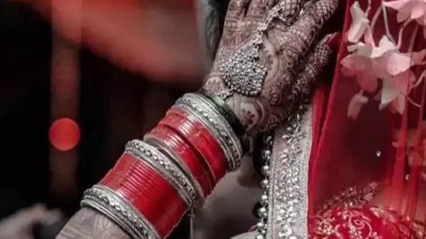 Maharajganj News: पैसे की लालच में जब भाई ने बहन से ही कर ली शादी, प्रशासन भी जिम्मेदार,जानिए पूरा मामला