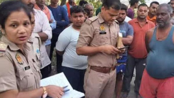 Deoria News: देवरिया में दर्दनाक हादसा, सिलेंडर फटने से चार की मौत