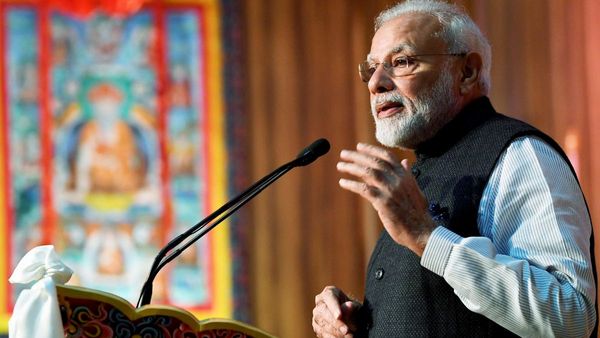 चुनावी प्रचार छोड़कर अचानक इस पड़ोसी देश का दौरा कर रहे हैं प्रधानमंत्री मोदी, चीन के खिलाफ पकी खिचड़ी?