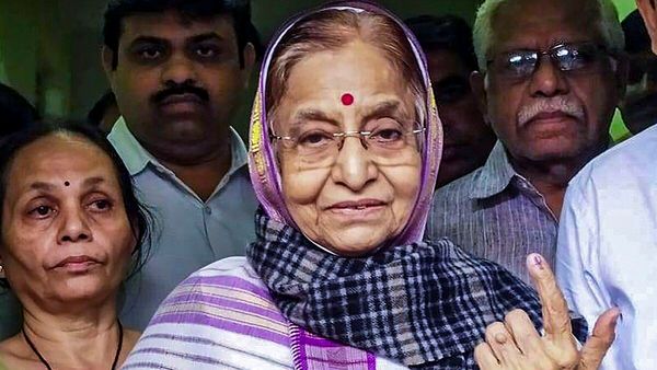 Pratibha Patil: पूर्व राष्ट्रपति प्रतिभा पाटिल अस्पताल में भर्ती, जानिए क्या हुआ और कैसी है हालात?