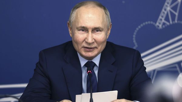 ‘महिलाओं का काम पुरुषों को प्रभावित करना और बच्चे पैदा करना...’, पुतिन ने महिला दिवस पर दिया विवादित बयान