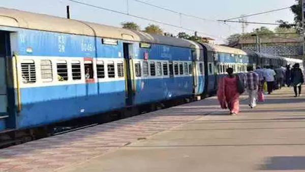 Holi Special Trains 2024: होली की छुट्टी में घर जाने की टेंशन खत्म! चलेंगी 4 जोड़ी स्पेशल ट्रेनें